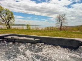 Condo 2 - Bord de l'eau SPA Barbecue & Foyer