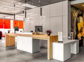 卡托维兹 - 扎布热宜必思酒店，位于扎布热的酒店