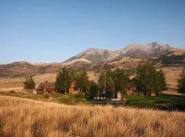 104-Acre Private Ranch Retreat in Paradise Valley Montana