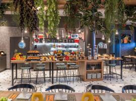 Ibis Madrid Aeropuerto Barajas，位于马德里的酒店