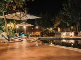 Hotel Dorys de Lourdes，位于皮斯科艾齐的酒店