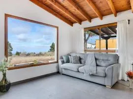 Home2Book Country Stay with Terrace BBQ