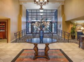 阿灵顿法院克拉里翁酒店，位于阿林顿的酒店