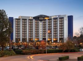 Radisson Blu Vancouver Airport Hotel & Marina，位于里士满的酒店