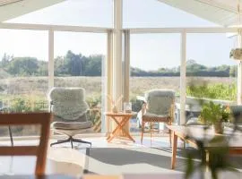 Sommerhus Med Udsigt Til Solnedgang Ved Hvidbjerg