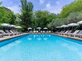 Le Prose H&ocirc;tel，位于拉格朗德默特的宠物友好酒店