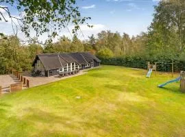 Holiday Home Eisa - 300m to the fjord by Interhome