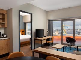 阿姆斯特丹木材港万豪原住客栈，位于阿姆斯特丹的酒店