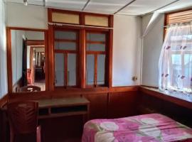 Rima Hostel Ruteng，位于鲁滕的酒店