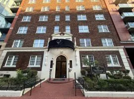 埃尔登豪华套房酒店