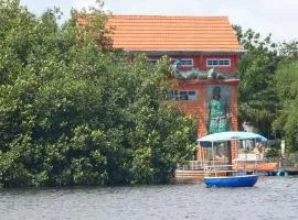 PARADISE ISLAND - Ouidah