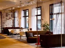 布雷斯特中心港宜必思快捷酒店