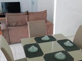 Apto 5 pessoas - Prox FIP e Stop Shop，位于布吕斯克的酒店