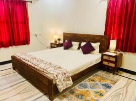 Sowkya Stays, Kakinada - Home Stay, Service Apartment, Vididhillu，位于卡基纳达的酒店