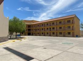 Hotel Colonial，位于Jiménez的酒店