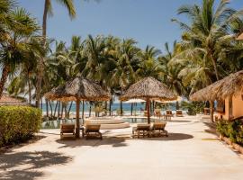 Puertas Paraíso Hotel boutique，位于锡瓦塔塔内霍的酒店