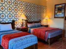 Dorado Family Suite - Beach & Historic Center