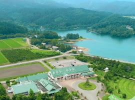 Satoyama Auberge & Hot Spring Wellness Spa Sakuragaike Kurgarden，位于南砺的酒店