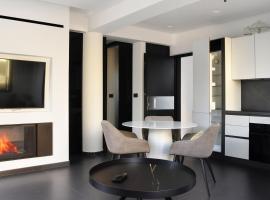 White & Black Aegina - Private Garden & Parking，位于&Aacute;yioi As&oacute;matoi的自助式住宿