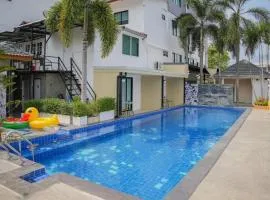 R2 Bed and Pool Kanchanaburi