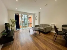 1 Bed Serviced Apartment Bracknell 5 mins from station