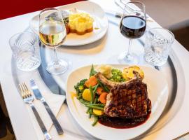 宜恩沙隆香槟酒店，位于香槟沙隆的酒店