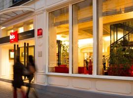 布卢瓦中心城堡宜必思酒店，位于布鲁瓦的宜必思酒店