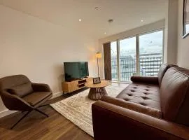 Luxury 2 bed Apt Near Ascot & Windsor