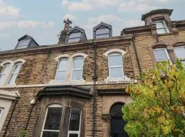 Flat 2 23 Hyde Park Road