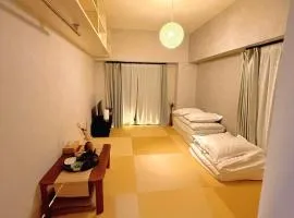 Wa Shinsaka 902 7minute walk from Shinsakacho Station Maximum 4 people Separate bath and toilet Washing machine with dryer