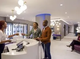 科托努奥里萨诺富特酒店