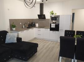 Apartament MajaHouse 2，位于新苏尔的酒店