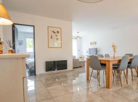 La jouquiniere，位于Pars-lès-Romilly的酒店