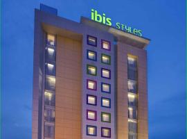 宜必思尚品独奏酒店，位于梭罗的酒店