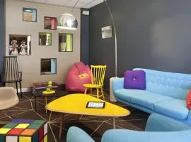 罗阿纳中央车站宜必思尚品酒店