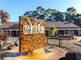 伊丘卡港美居酒店