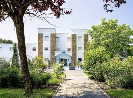 ibis budget Valenciennes Petite-Forêt，位于珀蒂福雷的酒店