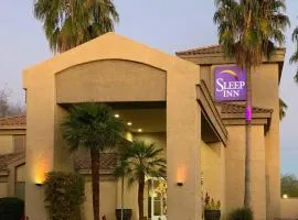 凤凰城北17号州际公路司丽普汽车旅馆