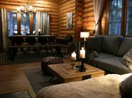 Cozy log cabin close to services, 6 people