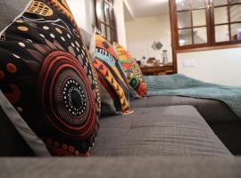 Charming Retreat Machico - 5 min Praia & Centro B，位于马希库的酒店