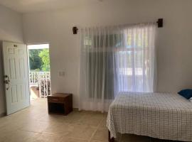 Hotel Bambu，位于Guayabas的酒店