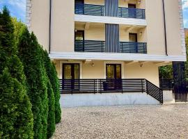 Jolie Boutique Hotel，位于克拉约瓦的酒店