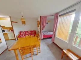 Studio lumineux avec loggia aux Rousses - FR-1-834-12