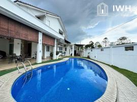 Botani Pool Villa 5R4B 12pax BBq，位于怡保的酒店