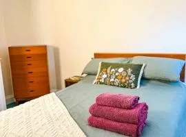 Three Bedroom Bungalow ideal for families or contractors Highbridge