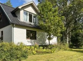 Gorgeous Home In Örkelljunga With Wifi