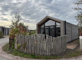 Enkhuizer Strand Chalet Meereszauber Nr 304，位于恩克赫伊曾的酒店