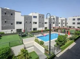 Mabaat-White Pearl Compound 600 C Villa 24