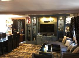 Our home is your castle，位于Caong的酒店