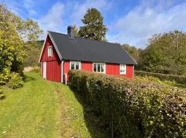 Bloms stuga i naturskön miljö